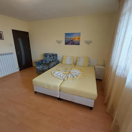 Primorski Briz Konukevi Primorsko